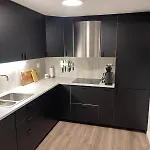 Modern - Balcony, Parking, Bbq