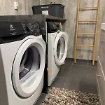 Modern - Balcony, Parking, Bbq Appartement
