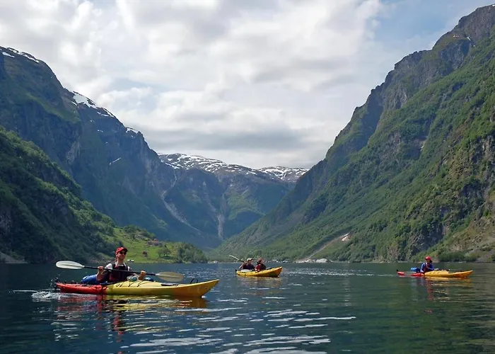 Apartament Modern - Balcony, Parking, Bbq